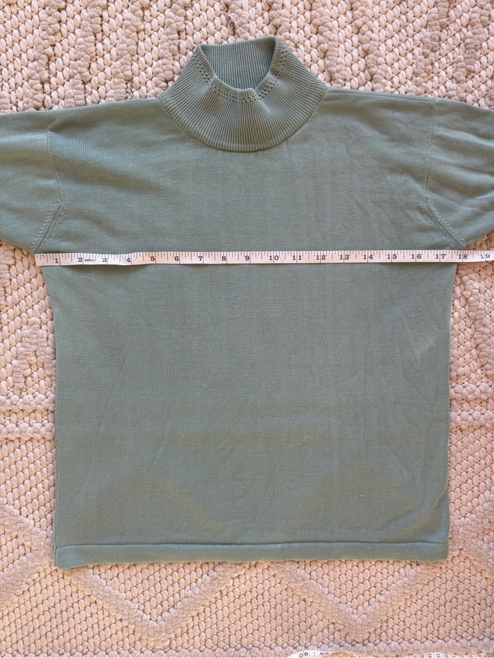 Vintage I. MAGNIN 100% Silk Knit Long Sleeve Turtleneck Top Ice Blue Size Small - Picture 8 of 9